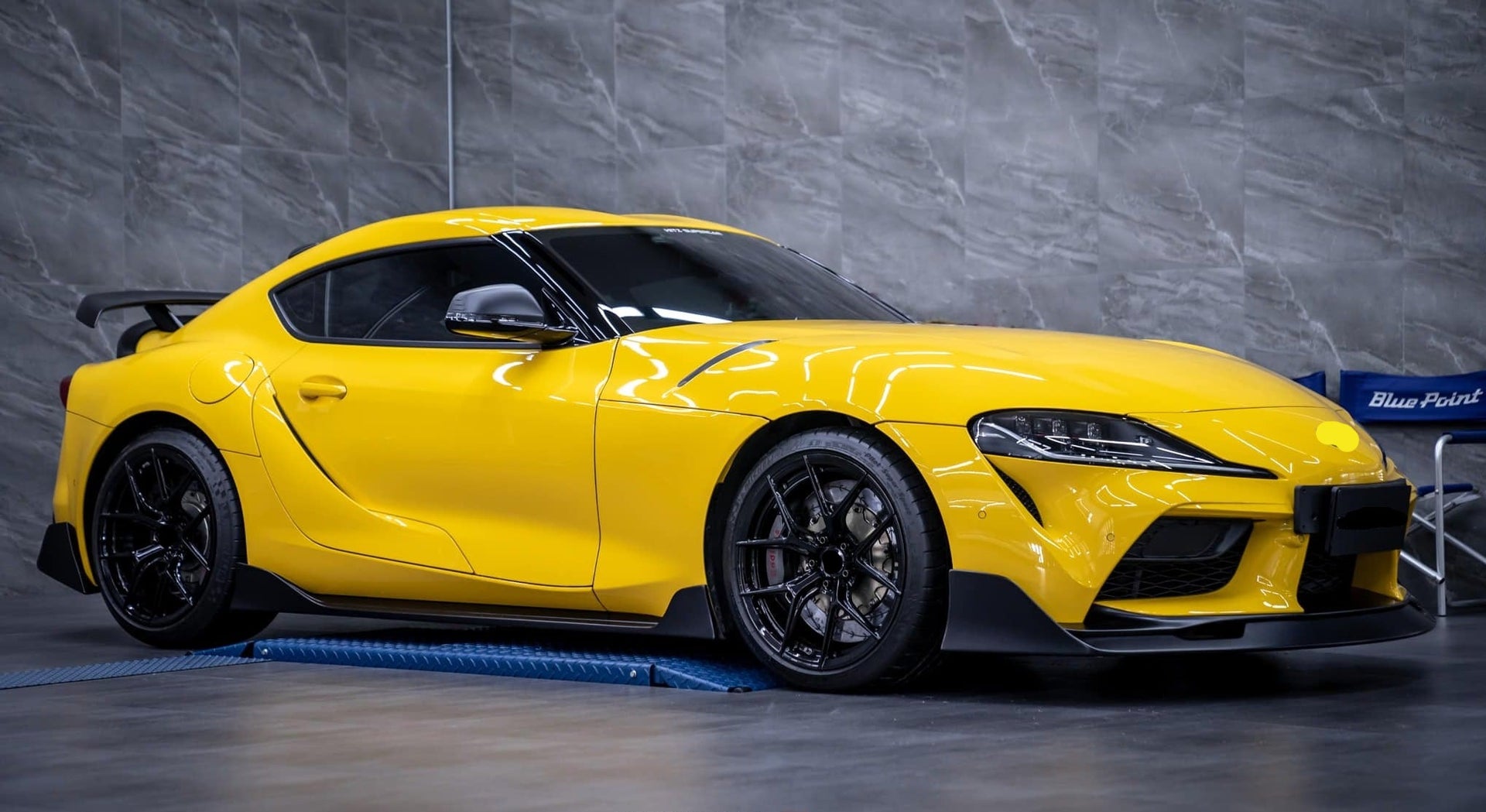 We produced premium quality forged wheels rims for  TOYOTA SUPRA  Our wheels sizes:   Front 20 x 9 ET 32  Rear 20 x 10 ET 40  Finishing: Glossy Black  Forged wheels can be produced in any wheel specs by your inquiries and we can provide our specs