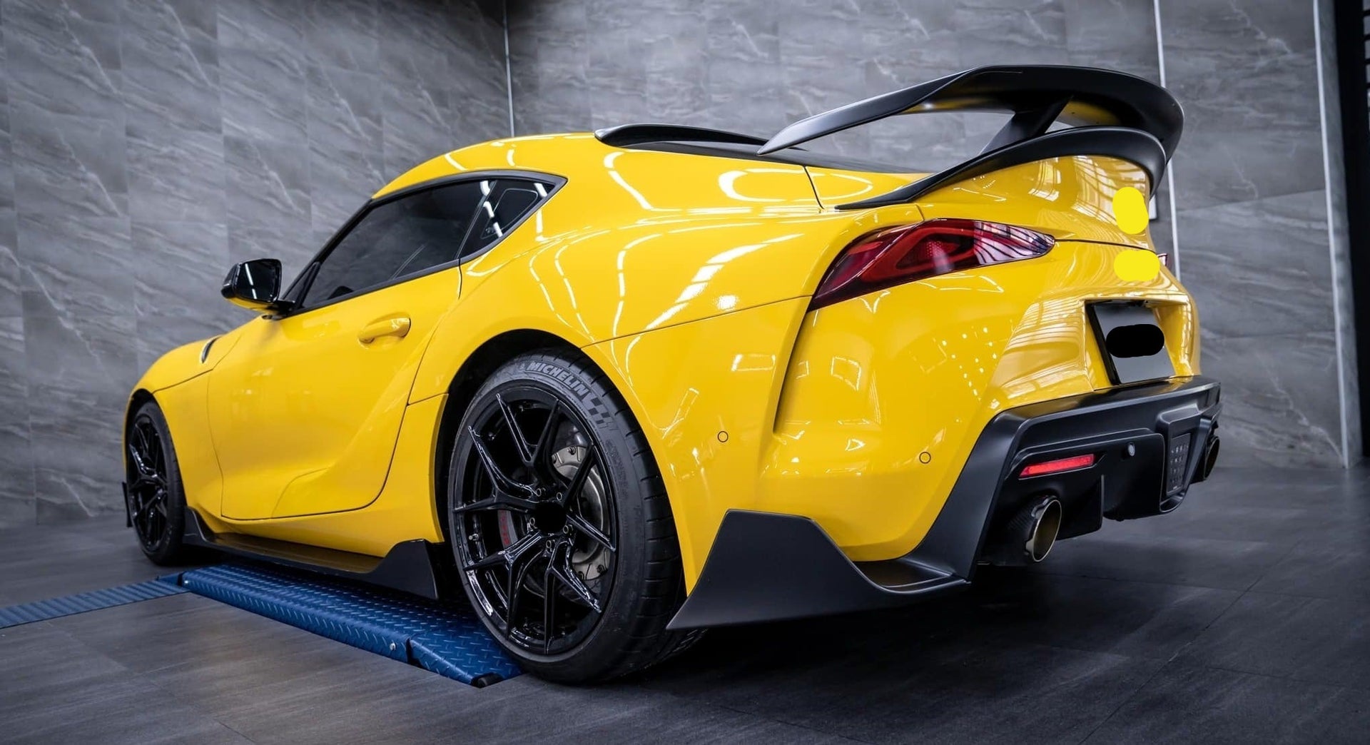 We produced premium quality forged wheels rims for  TOYOTA SUPRA  Our wheels sizes:   Front 20 x 9 ET 32  Rear 20 x 10 ET 40  Finishing: Glossy Black  Forged wheels can be produced in any wheel specs by your inquiries and we can provide our specs