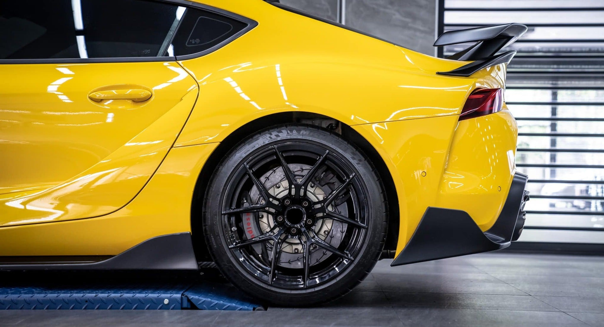 We produced premium quality forged wheels rims for  TOYOTA SUPRA  Our wheels sizes:   Front 20 x 9 ET 32  Rear 20 x 10 ET 40  Finishing: Glossy Black  Forged wheels can be produced in any wheel specs by your inquiries and we can provide our specs