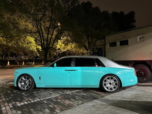 OEM We produced premium quality forged wheels rims for  ROLLS ROYCE PHANTOM VIII  Our wheels sizes:   Front 24 x 10 ET 20  Rear 24 x 10 ET 20  Finishing: Brushed  Forged wheels can be produced in any wheel specs by your inquiries and we can provide our specs