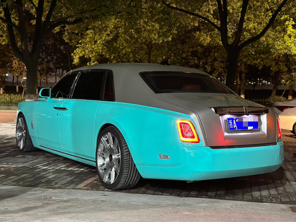 OEM We produced premium quality forged wheels rims for  ROLLS ROYCE PHANTOM VIII  Our wheels sizes:   Front 24 x 10 ET 20  Rear 24 x 10 ET 20  Finishing: Brushed  Forged wheels can be produced in any wheel specs by your inquiries and we can provide our specs