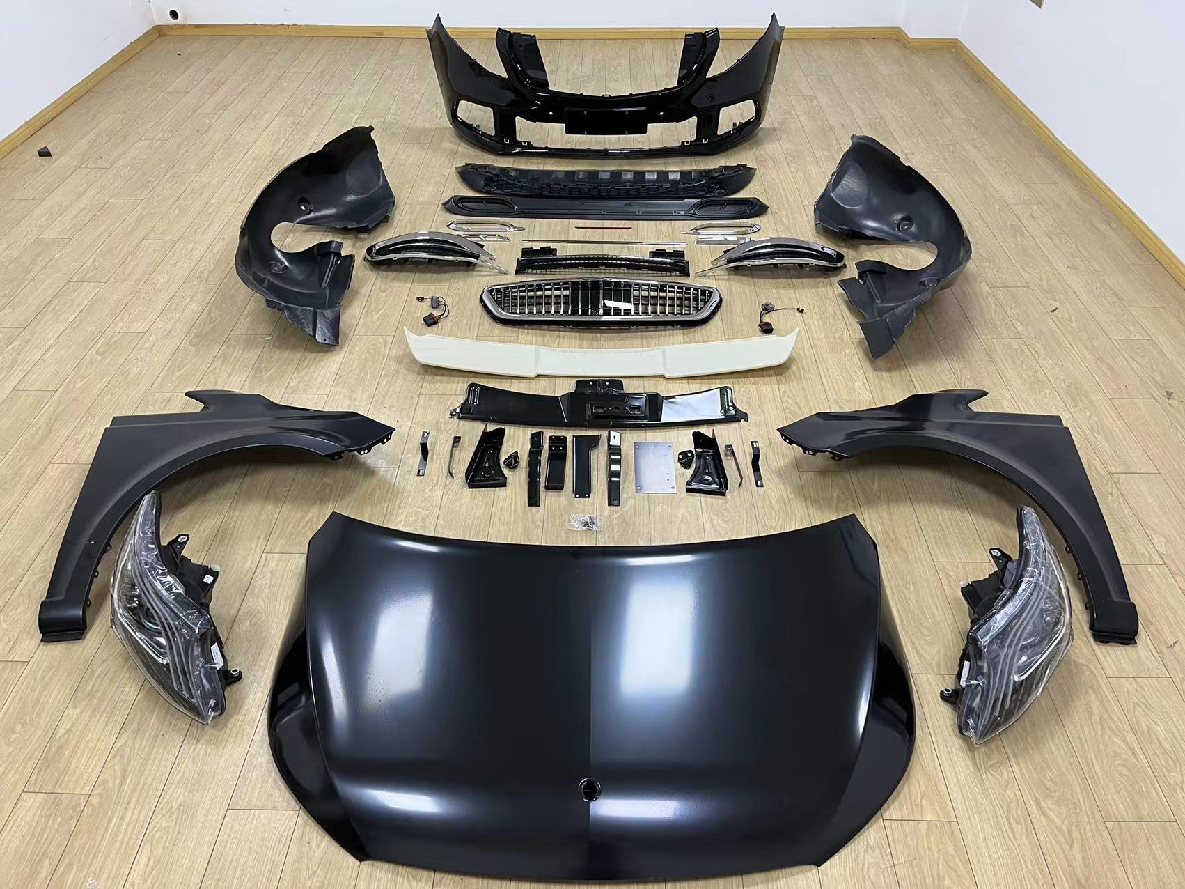 Conversion Body Kit For Mercedes Benz Vito 2009 - 2014 W639 to V-Class W 447 2015+  Set include:  Hood HeadLights Side Fenders Front Bumper Assembly Material: Plastic  Note: Professional installation is required