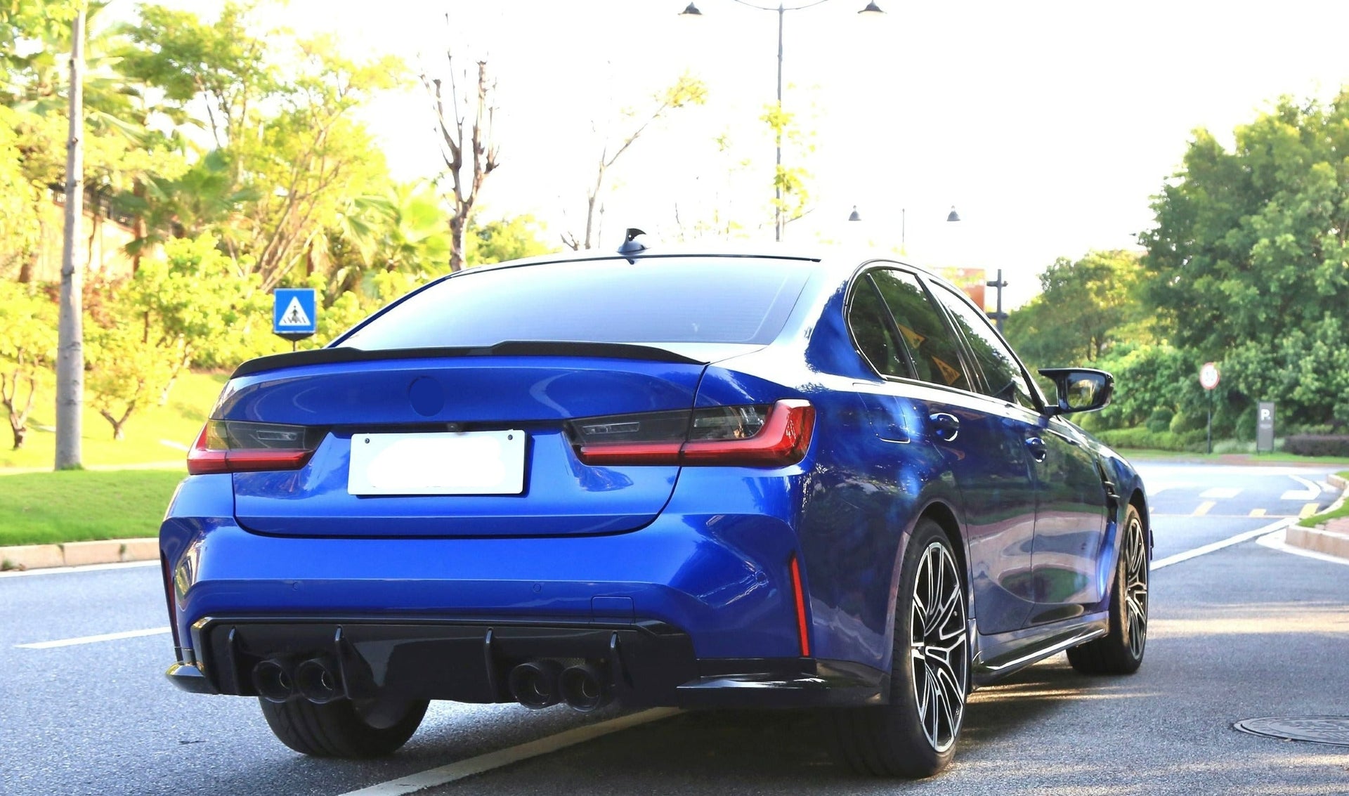 Conversion Body Kit For BMW 3 Series G20 G28 to M3 G80  Set include:    Hood Side Fenders Front Bumper Assembly Front Grille Side Skirts Exhaust Tips Rear Diffuser Rear Bumper Assembly Material: Fiberglass