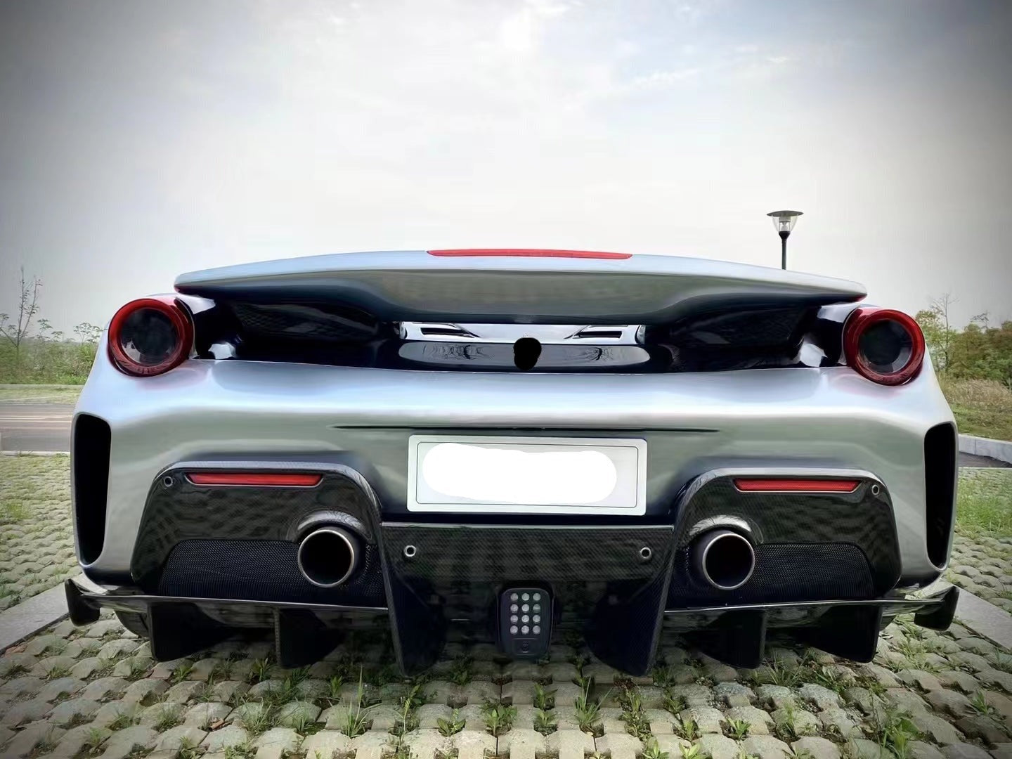 CONVERSION BODY KIT FERRARI 488 PISTA FOR FERRARI 488 2015+