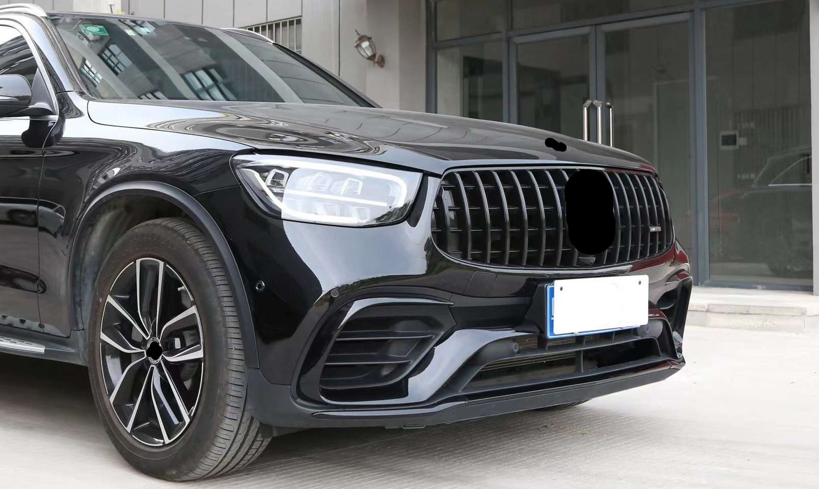 CONVERSION BODY KIT for MERCEDES BENZ GLC X253 2020 - 2022 UPGRADE to GLC 63S FACELIFT

Set includes:
Front Bumper Assembly
Front Grille
Side Fender Flares
Side Skirts
Rear Bumper Assembly
Exhaust Tips

Material: Plastic

Note: Professional installation is required