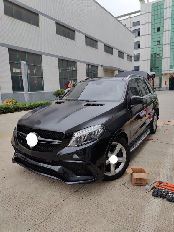 Conversion Body Kit For Mercedes Benz ML W166 To GLE AMG W166  Set include:   Headlights Hood/Bonnet Side Fenders Front Grille Front Bumper Assembly Arches Rear Bumper Assembly Exhaust Tips Taillights NOTE: Professional installation is required