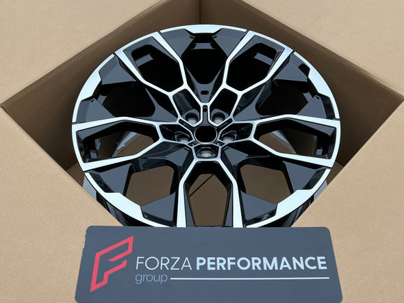 NEW 913M BMW X7 LCI We manufacture premium quality forged wheels rims for   BMW X7 G07 LCI 2022+ in any design, size, color.  Wheels size:   Front 22 x 9.5 ET 22  Rear 22 x 10.5 ET 28  PCD: 5 X 112  CB: 66.6  BLACK DIAMOND  Forged wheels can be produced in any wheel specs by your inquiries and we can provide our specs