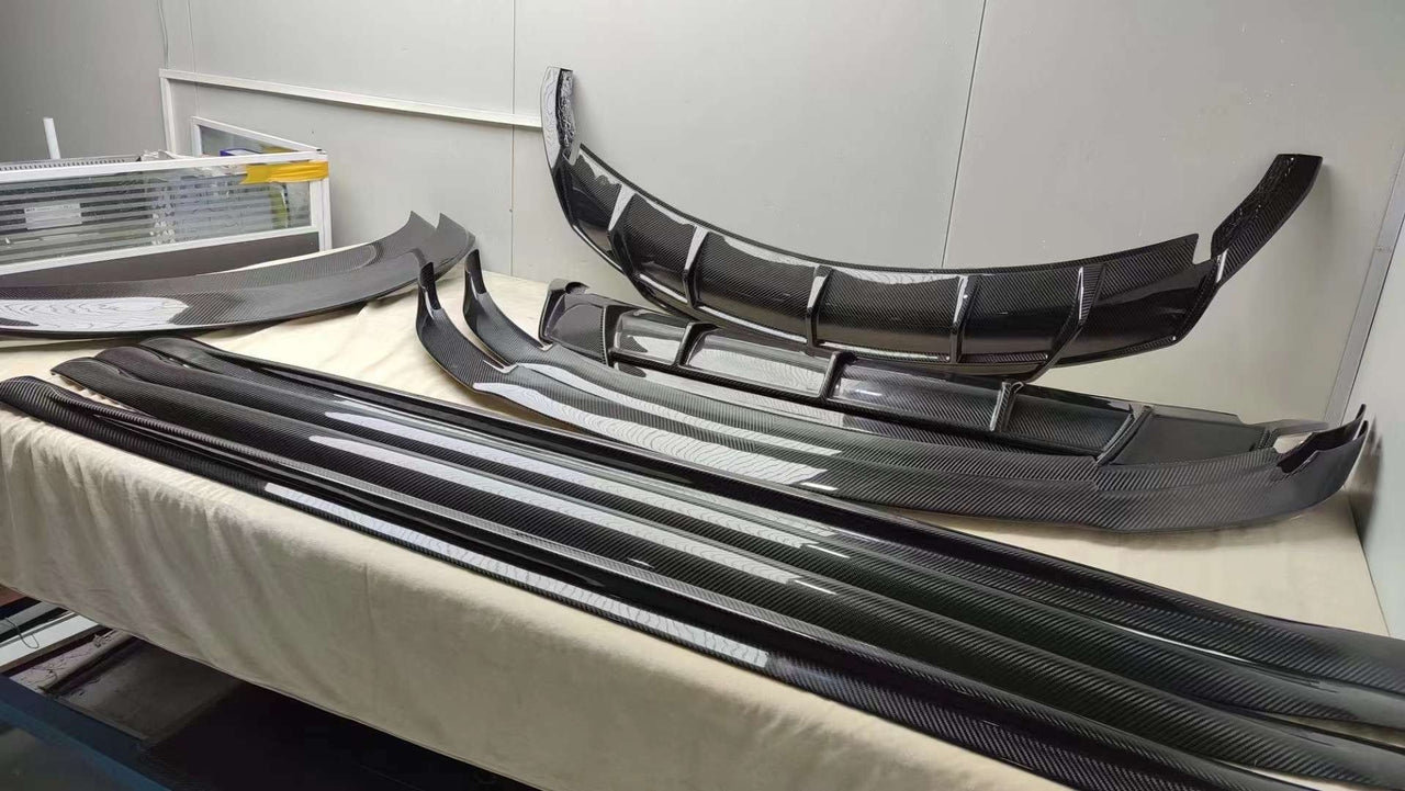  VORSTEINER DRY CARBON BODY KIT for Tesla Model 3  Set include:    Front lip Rear diffuser Spoiler Side Skirts Material: DRY Carbon