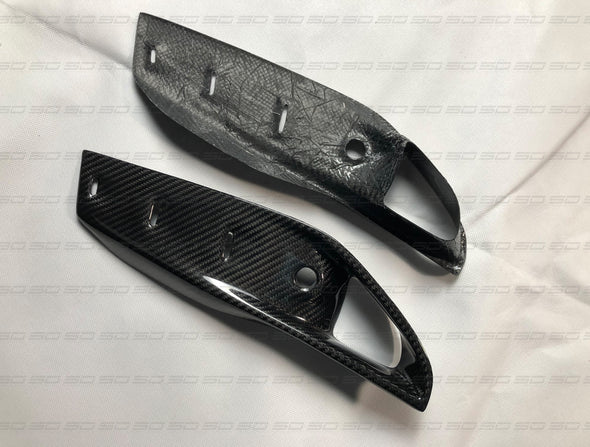 Dry Carbon Front Bumper Vent Cover For BMW X5M F85 X6M F86  Set include:    Front Bimper Vent Cover Material: Dry Carbon