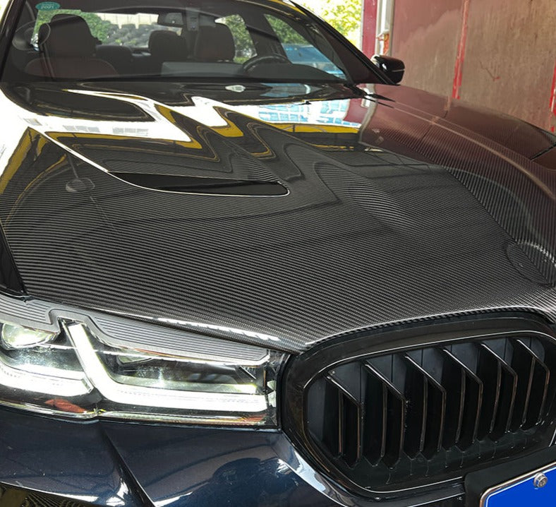 Dry Carbon Hood/Bonnet For BMW M5 F90 LCI 2020+ CS  Set include:  Hood/Bonnet Material: Real Dry Carbon Fiber  Note Professional installation is required