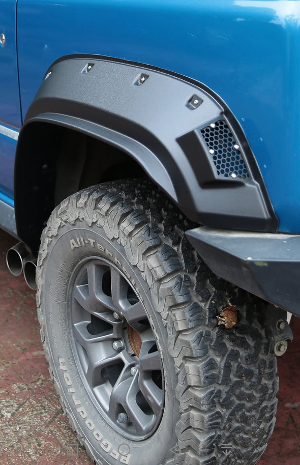 FENDERS FLARES FOR SUZUKI JIMNY JB64 / JB 74 2018+ Fenders Flares Material: Plastic  Installation note: Professional installation/modification is required