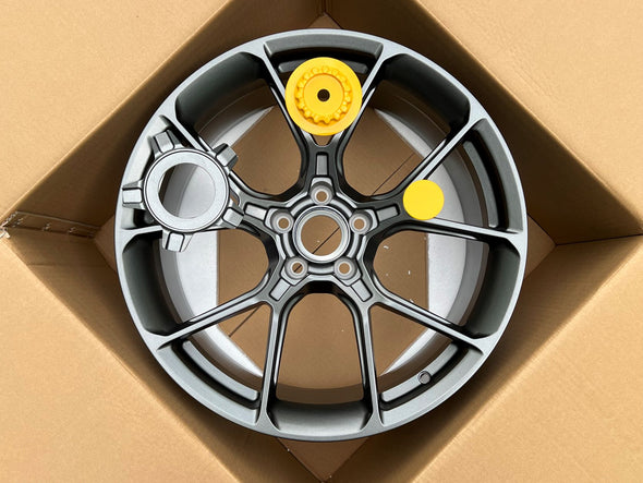 OEM 911 TURBO S DESIGN FORGED WHEELS WITH CENTERLOCK STYLE RIMS FOR MCLAREN 720S