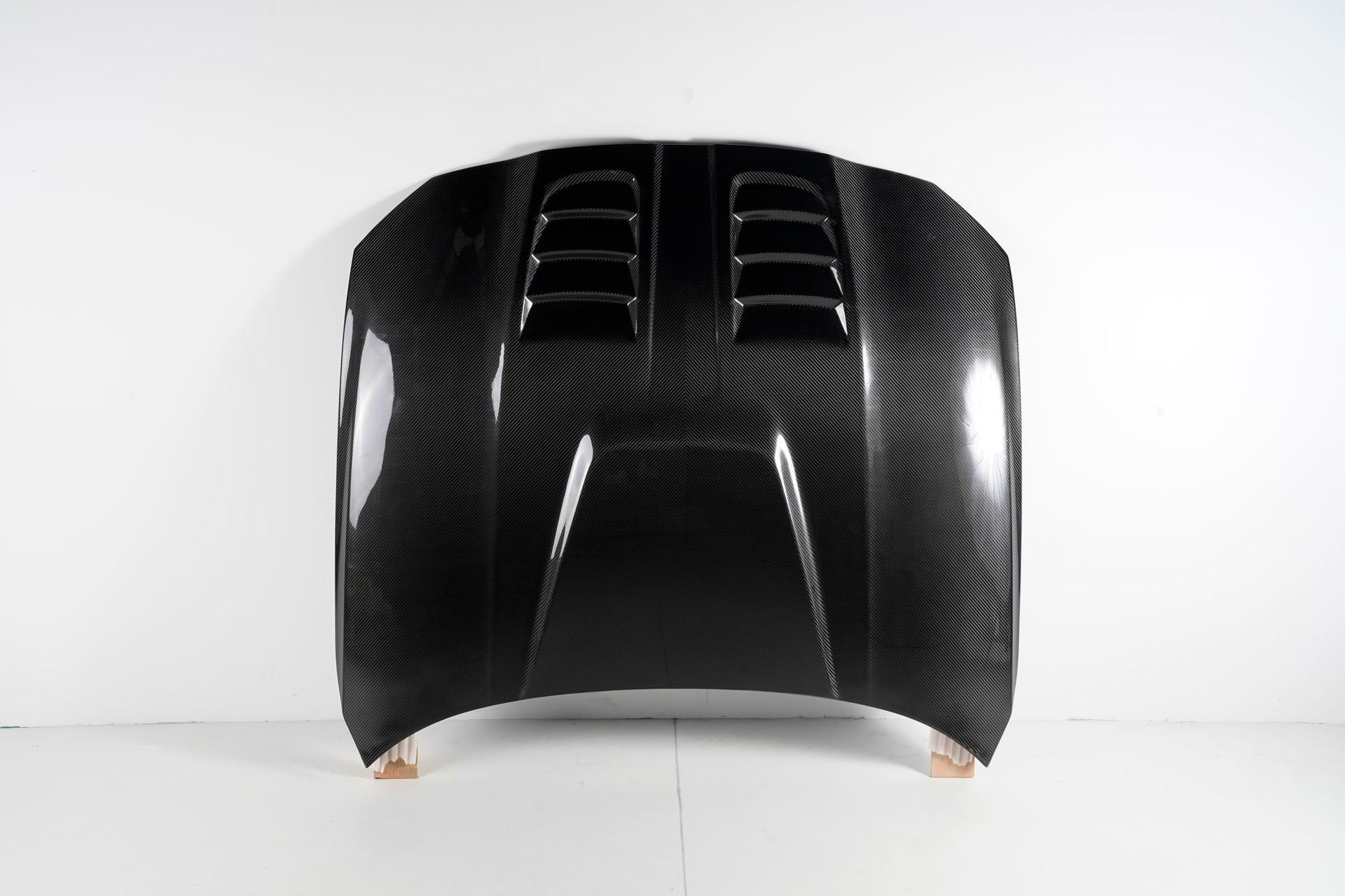 CLSGP Carbon Hood / Bonnet for BMW G82 M4 2020+  Set Include:  Hood / Bonnet ﻿Material: Carbon Fiber