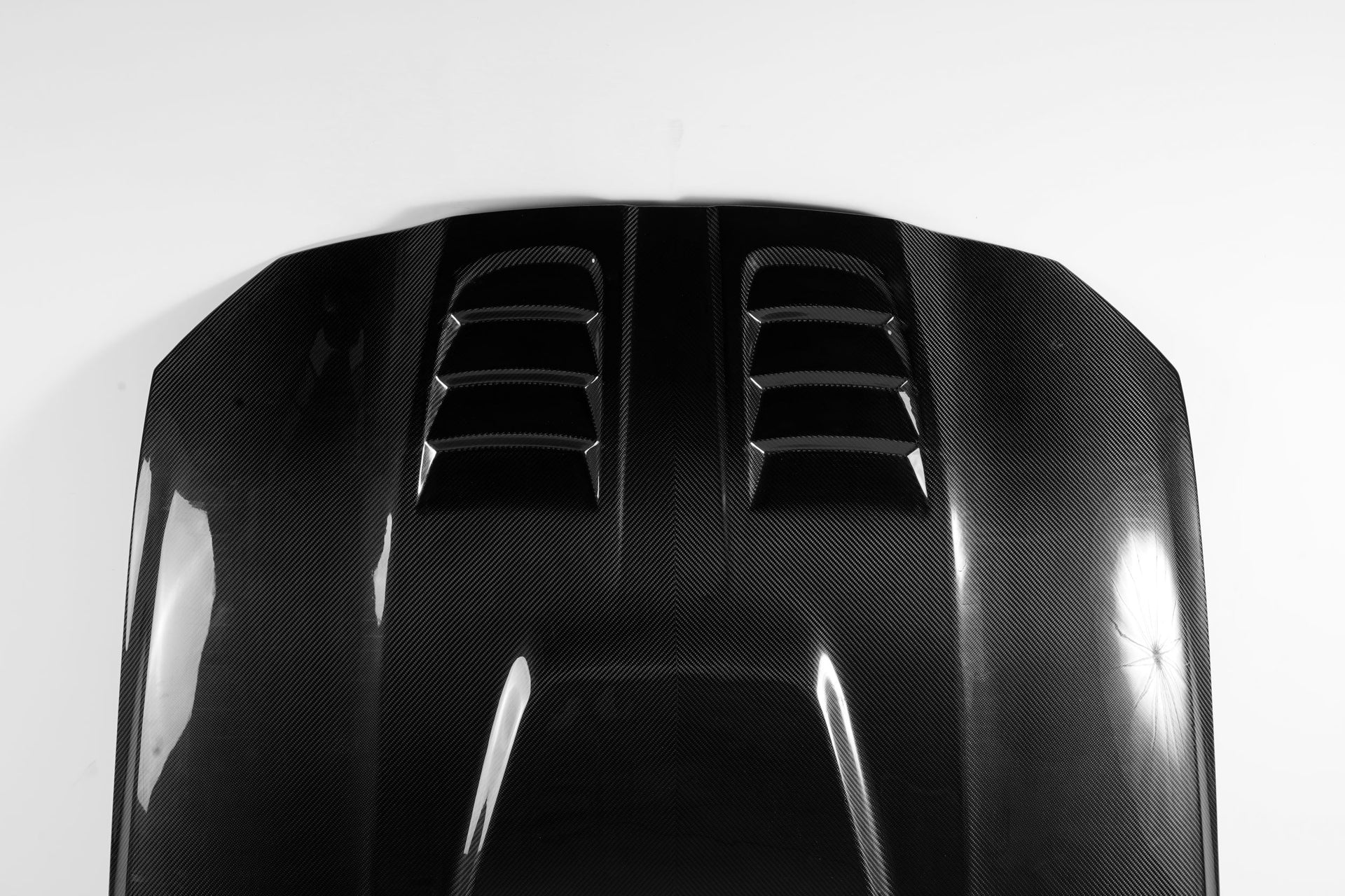 CLSGP Carbon Hood / Bonnet for BMW G82 M4 2020+  Set Include:  Hood / Bonnet ﻿Material: Carbon Fiber