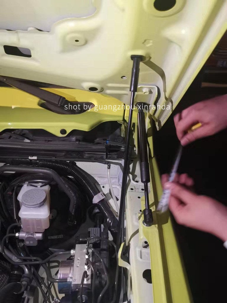 Hood lift Suzuki Jimny JB64 JB74