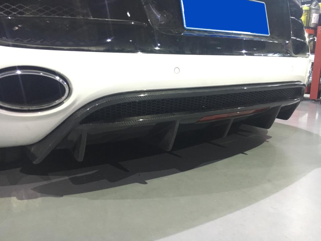Carbon Fiber Rear Diffuser For Audi R8 Type 42 2007 - 2015