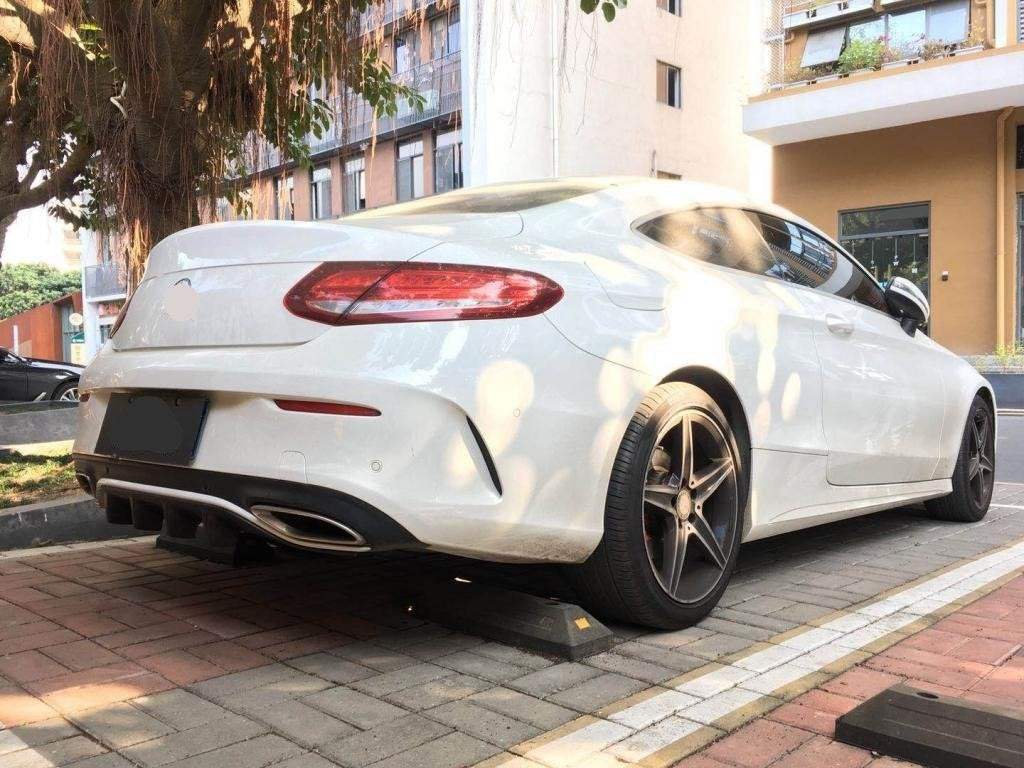 Carbon Fiber Rear Lip Diffuser For Mercedes-Benz C Class C180 C200 C250 C300 C350 C43 AMG 4Matic Coupe Convertible 15-18