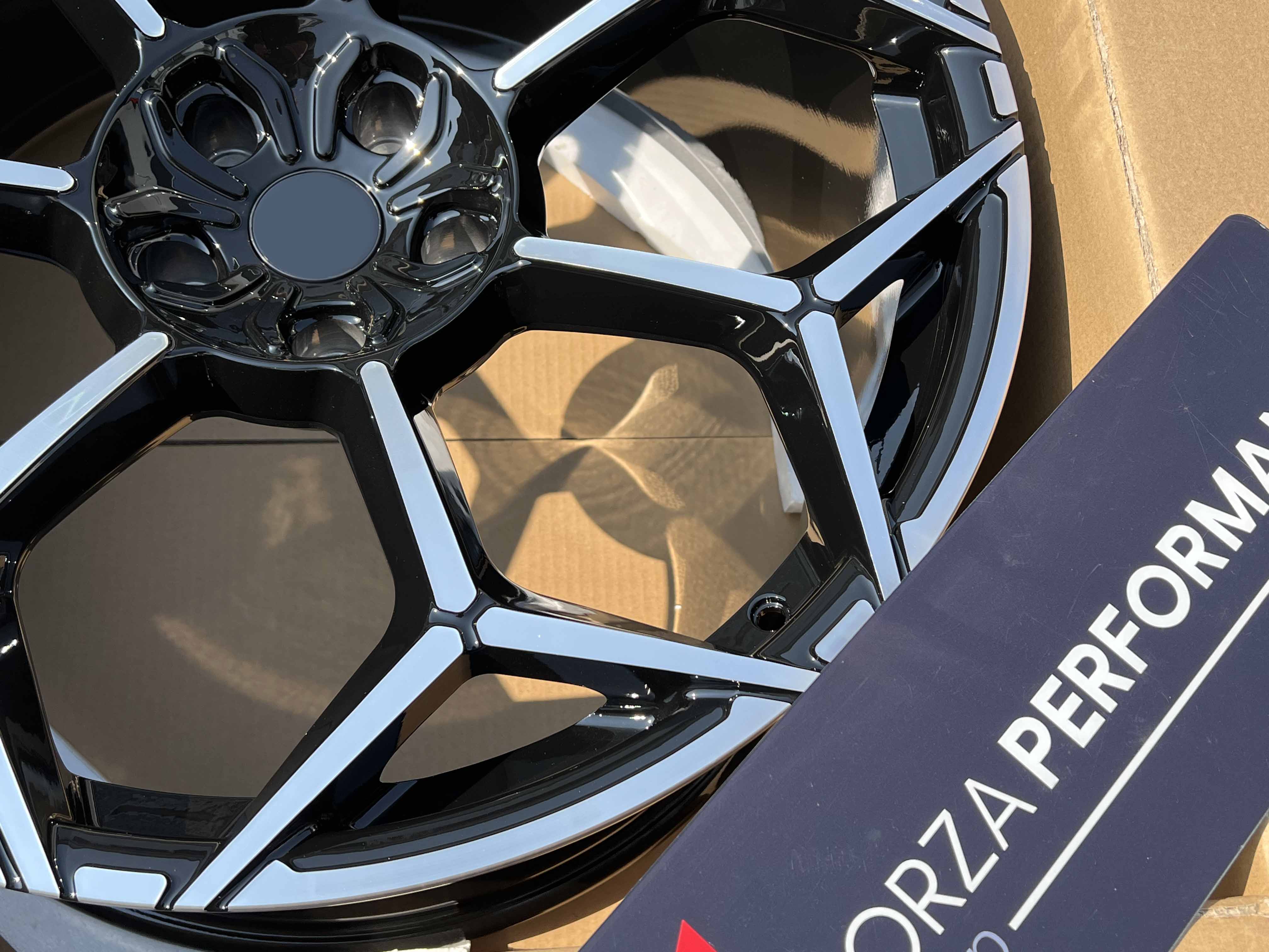 OEM 23 INCH FORGED WHEELS RIMS for LAMBORGHINI URUS PERFORMANTE V-1 ...