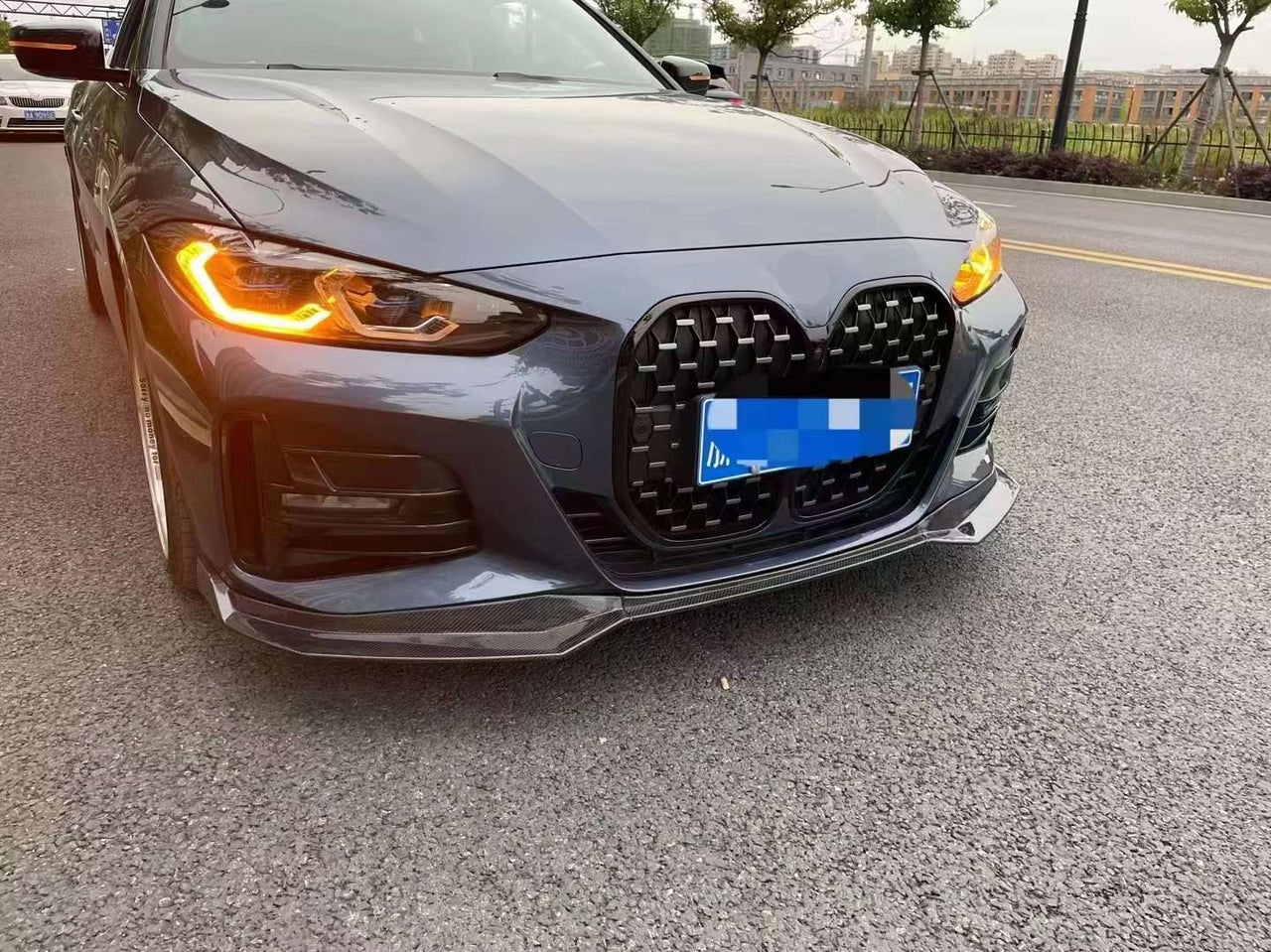 M TECH CARBON BODY KIT FOR BMW 4 SERIES G26 G22 G23 2020+
Set includes:
Front Lip
Side Skirts
Rear Diffuser
Spoiler
Material: Real Carbon Fiber
NOTE:Professional installation is required