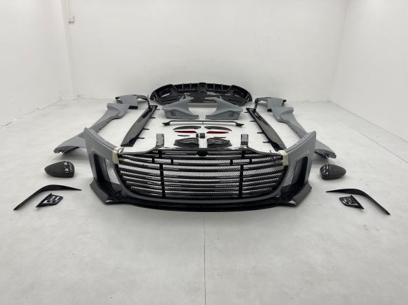MANSORY CYRUS FORGED CARBON BODY KIT FOR ASTON MARTIN DB 11