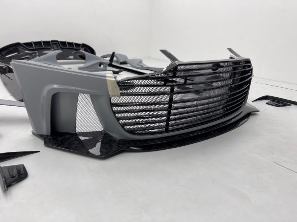 MANSORY CYRUS FORGED CARBON BODY KIT FOR ASTON MARTIN DB 11