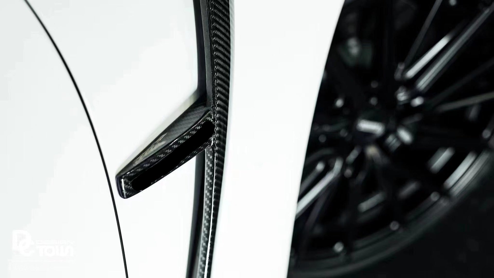 MANSORY CARBON BODY KIT FOR MERCEDES BENZ S CLASS AMG W223 2020+