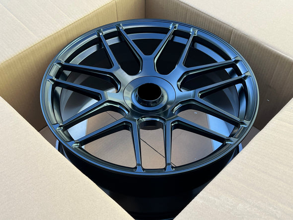 We manufacture premium quality forged wheels rims for   MERCEDES BENZ GLC 63 AMG X253 2020+ in any design, size, color.  Wheels size:   Front 21 x 9.5 ET 30  Rear 21 x 10 ET 28  PCD: 5 X 112  CB: 66.6  MATT BLACK  Forged wheels can be produced in any wheel specs by your inquiries and we can provide our specs