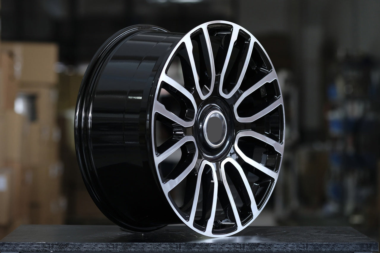 Forged Wheels for ROLLS-ROYCE SPECTRE Cullinan, Ghost, Dawn, Wraith, Phantom, Drophead RR04