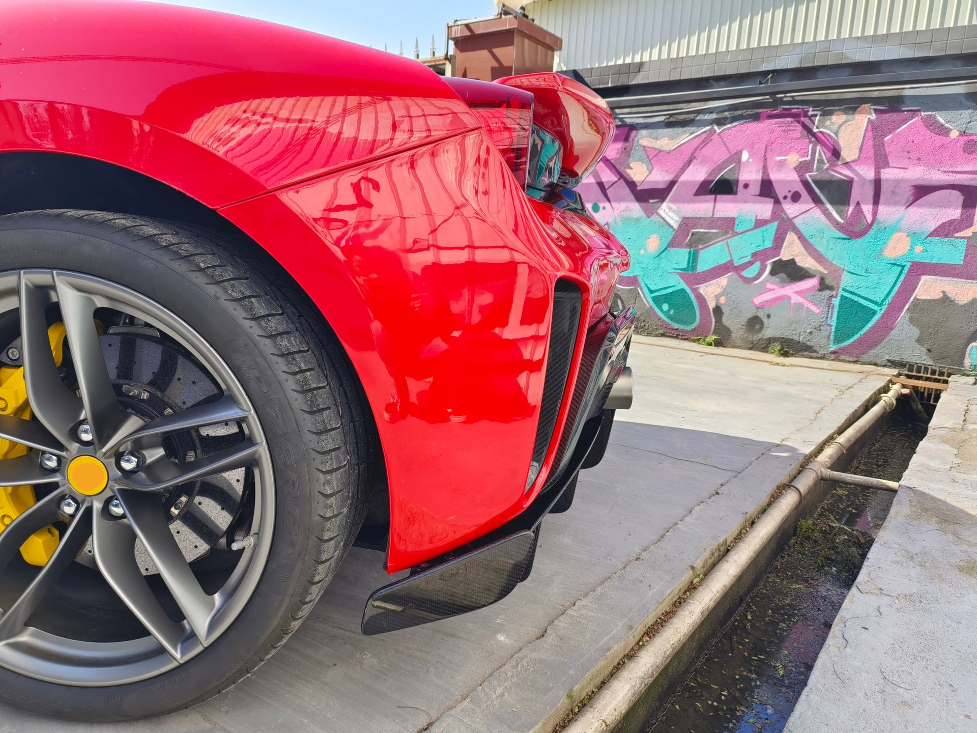 CONVERSION BODY KIT FERRARI 488 PISTA FOR FERRARI 488 2015+