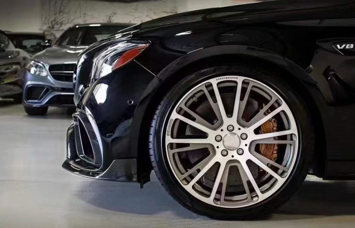 ROCKET 900 Carbon Body Kit For Mercedes Benz E Class E63 AMG W213 2017-2020  Set include:   Front Lip Front Bumper Air Vents Mirror Covers Engine Cover Exhasut Tips Rear Diffuser With LED Light Rear Spoiler/Wing Material: Carbon  NOTE: Professional installation is required