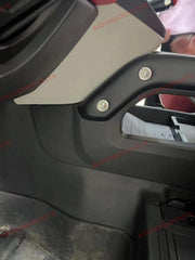 Middle Armrest Console Box For Land Rover Defender L663 2019+ Set include: Armrest Console Box Material: ABS plastics Note: Professional installation is required
